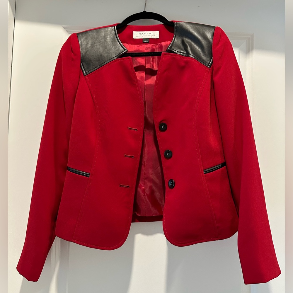 Red and Black Tahari Suit Jacket - Size 2